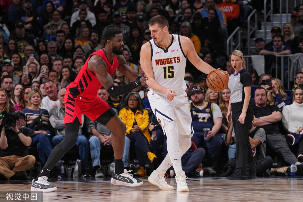 但凭借球队 但凭借球队