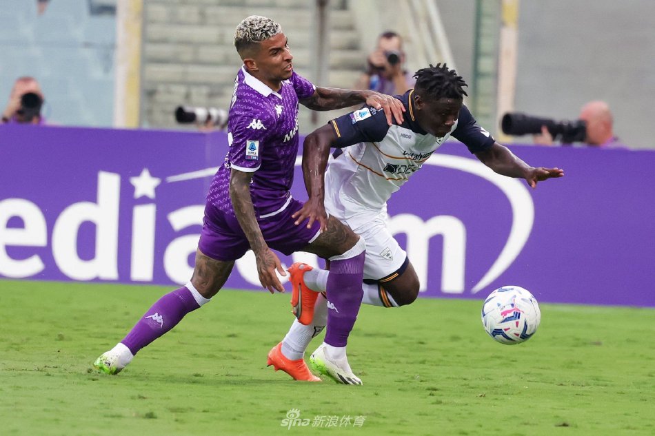 对于球迷而 对于球迷而