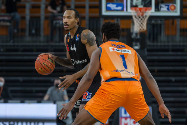 蒂诺离开后 蒂诺离开后